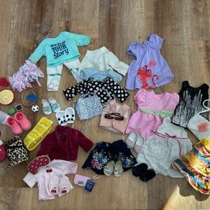 American Girl Doll Clothes, accessories and generic clothes that fit AG Dolls.